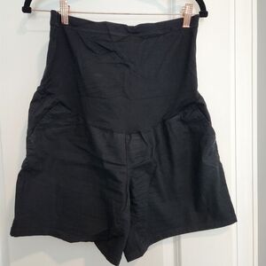 Liz Lange Maternity Shorts